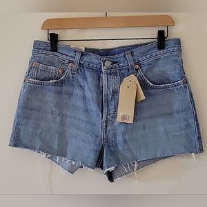 LEVI'S 501 SHORTS SIZE 29